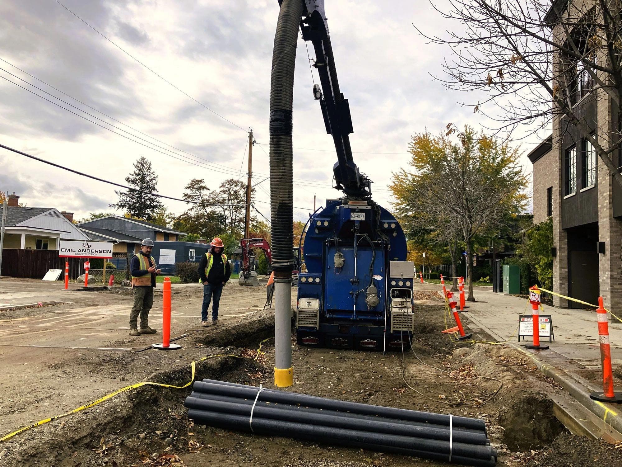 Hydro excavating activities